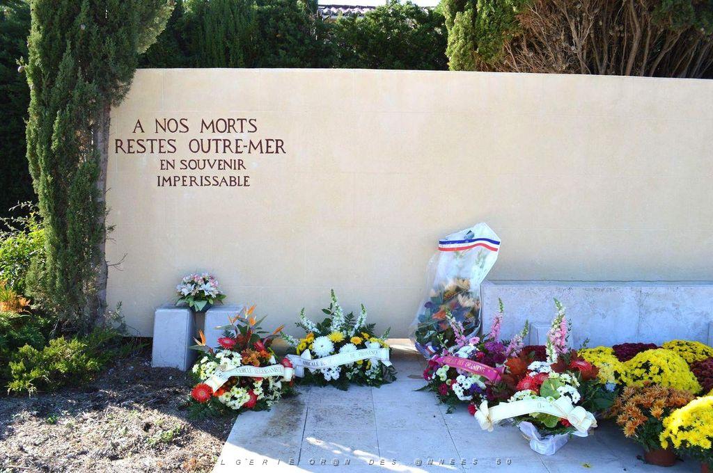 CEREMONIE DU 1 NOVEMBRE 2015 CIMETIERE DE MAZARGUES (48).JPG